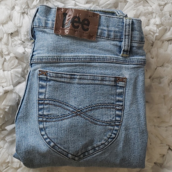 Lee Denim - 5/$30 🐰LEE jeans